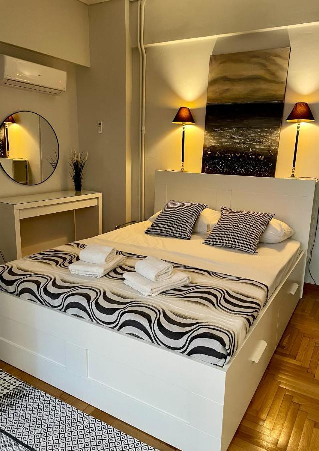 Lycabettus Luxury Cave Greendom Atenas Exterior foto